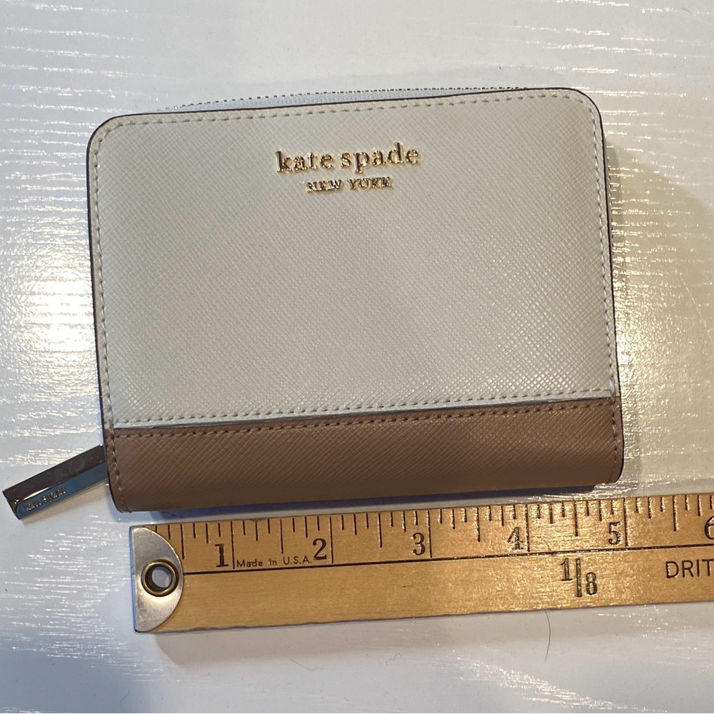 Kate Spade New York small bifold wallet